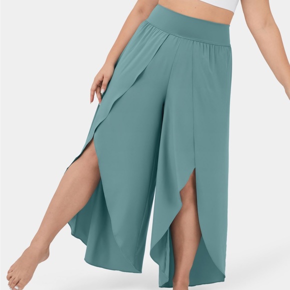 HALARA - NWT Breezeful™ High Waisted Palazzo Flowy Split Wide Leg Quick Dry Pant - Picture 1 of 12